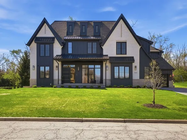 1161 Secret Forest Dr, Burr Ridge, IL 60527