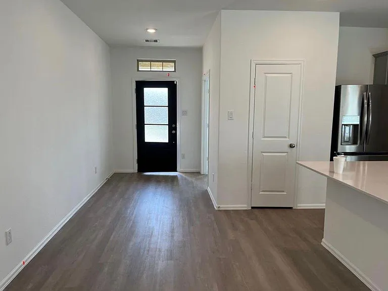 5224 Pine Pass Dr — Photo 3