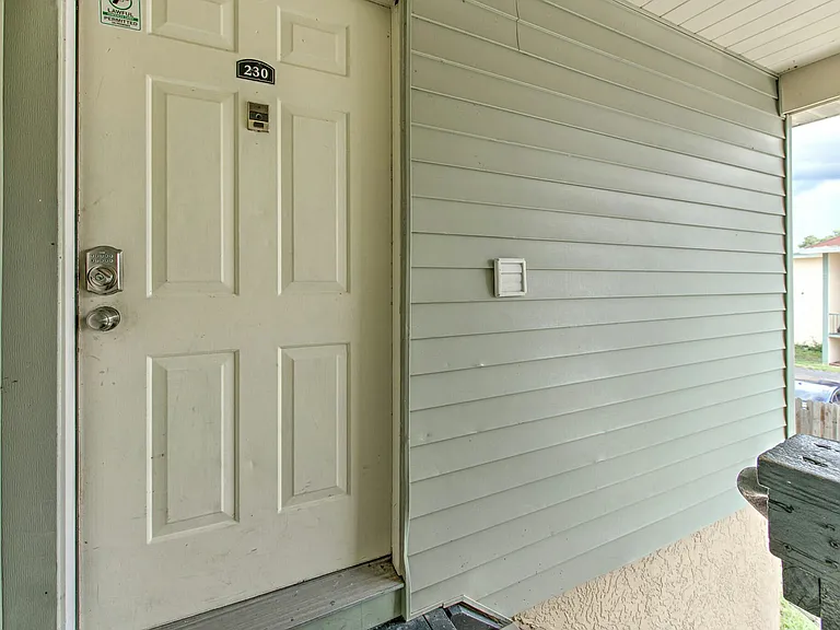 230 Berry Tree Pl — Photo 25
