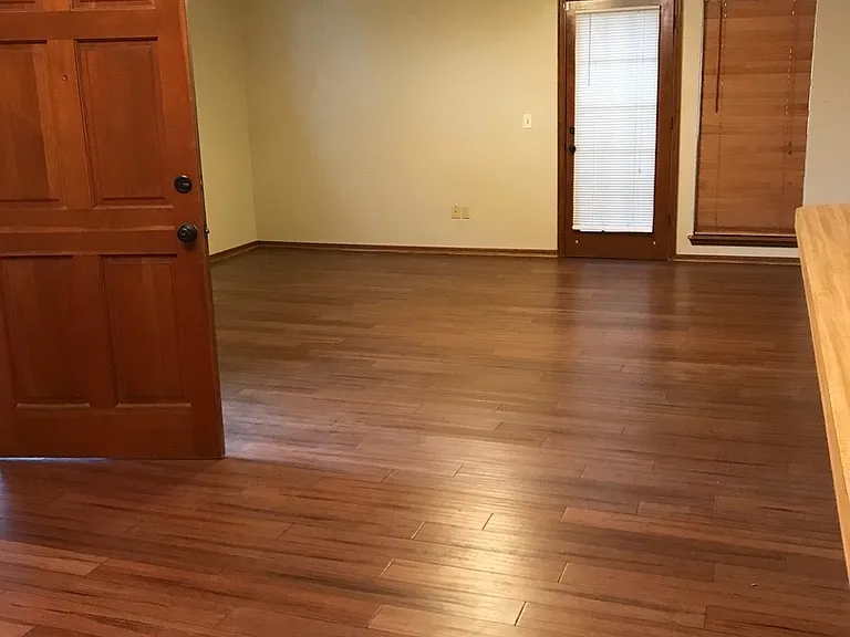 2109 Parkview Dr — Photo 13