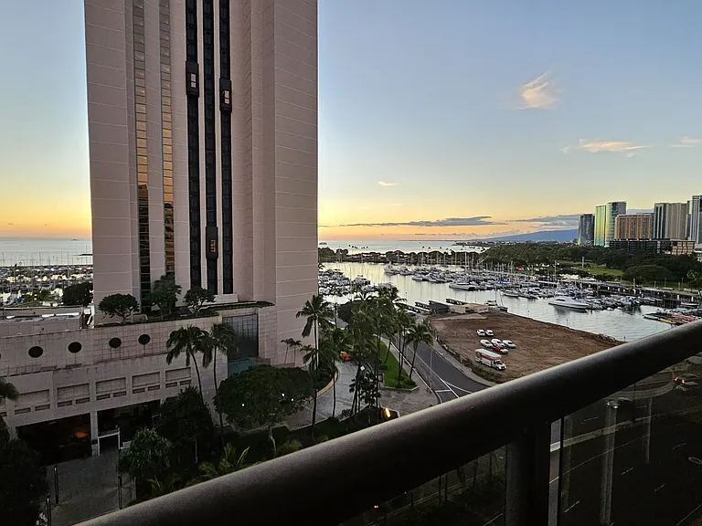 1684 Ala Moana Blvd #1052 — Photo 22