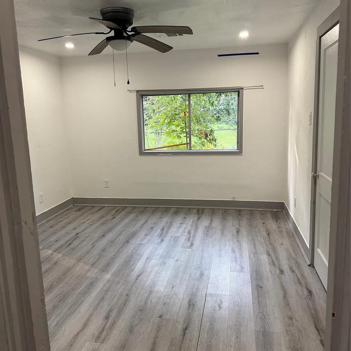3 bed, 1.0 bath, 1624 sqft, $1,400 — Photo 4