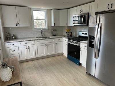 27 Rockefeller St, Randolph, MA, 02368