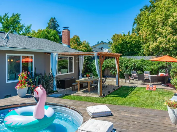 4458 Jefferson Street, Napa, CA 94558