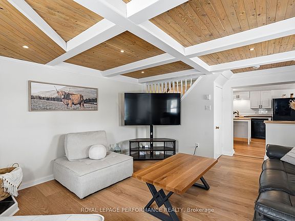 4th image of 1292 Saint Jacques Rd