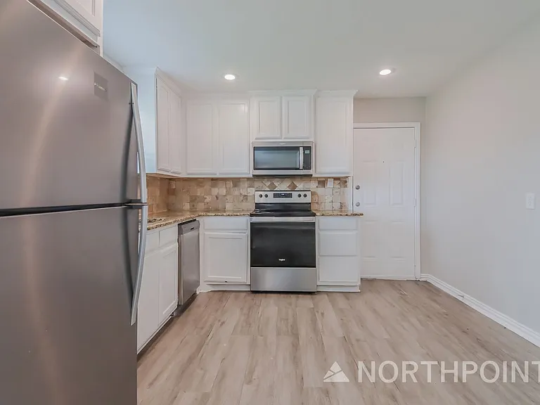 9946 Bowman Blvd — Photo 6