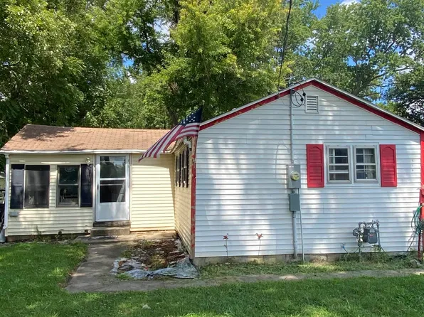 518 W Walnut St, Jacksonville, IL 62650