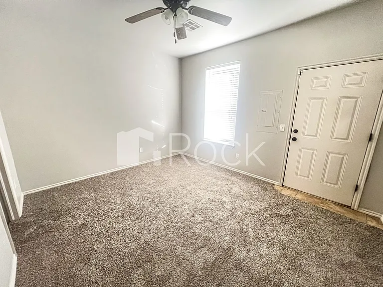 1837 Post Oak Rd — Photo 12