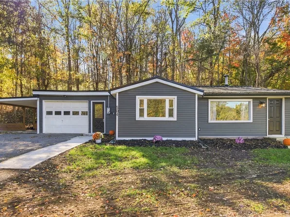 504 Sheldon Rd, Palmyra, NY 14522