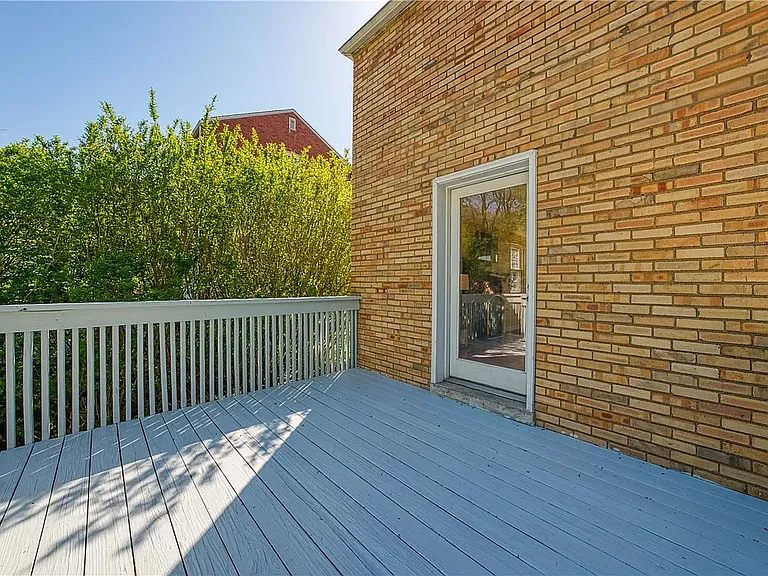 129 Buehner Dr — Photo 13