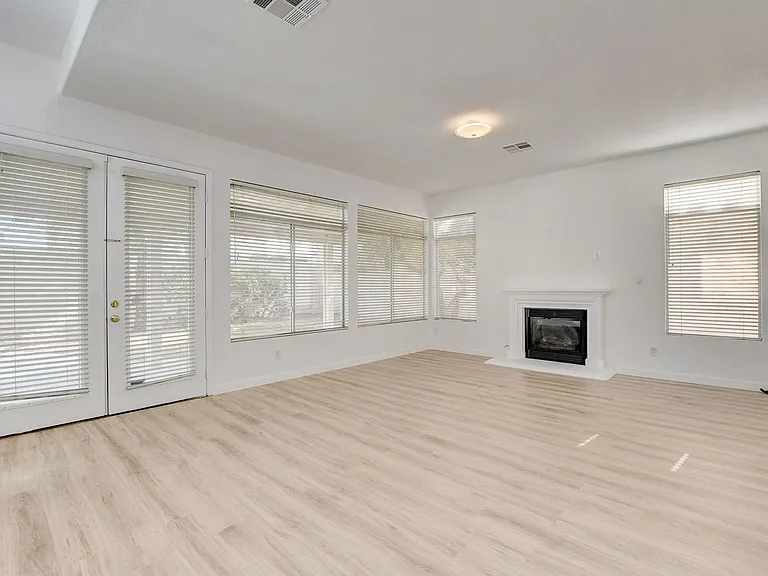 8401 Desert Quail Dr — Photo 17