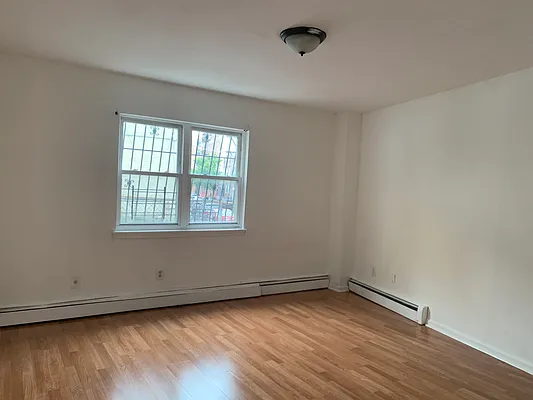 Rented by Douglas Elliman | media 16