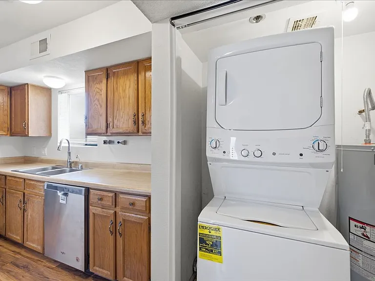 2601 W Broadway Blvd #P398 — Photo 11