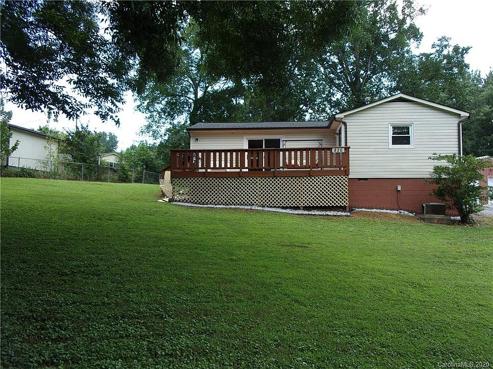 1st image of 826 Honeywood Ln
