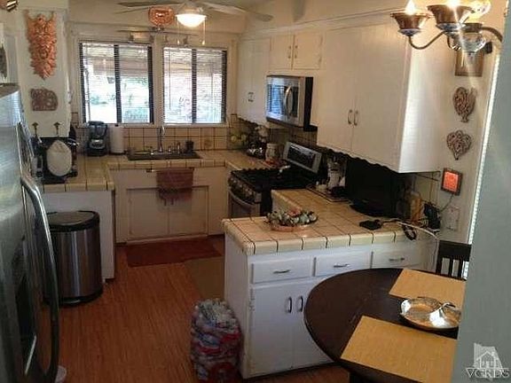 5th image of 9021 Lemona Ave