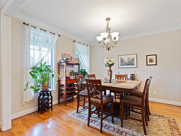 4th image of 5501 Sun Harbor Ct
