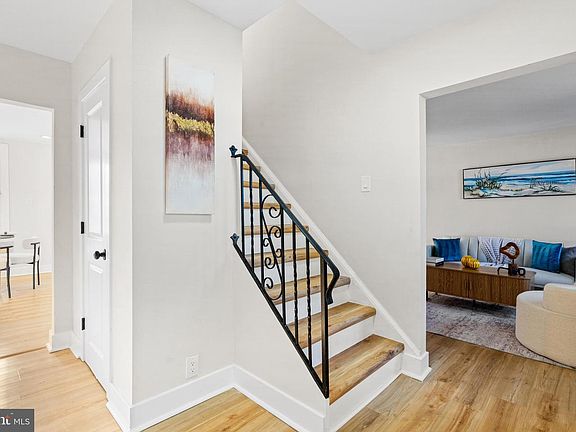3rd image of 720 Harrison St