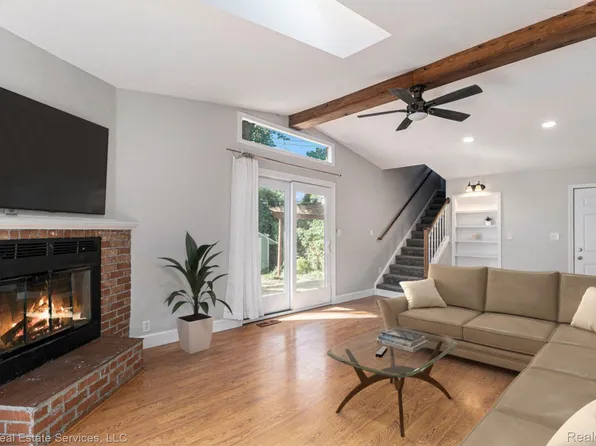 1224 Cherokee Ave, Royal Oak, MI 48067