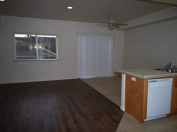 5th image of 3045 Estepa Dr APT C