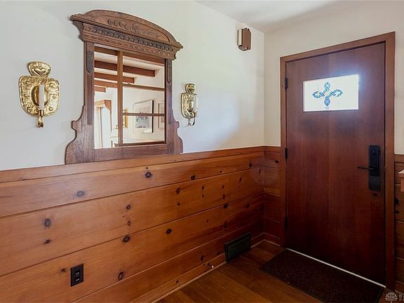 2nd image of 1201 Livermore St