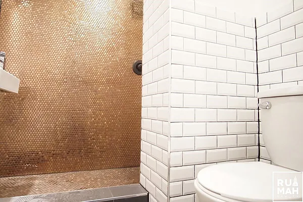 Rented by Rumah Realty Inc | media 12