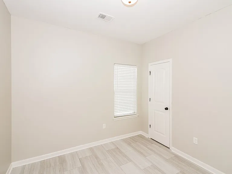 140 Hidden Meadows Ln — Photo 13