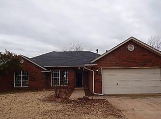 1312 Charlton Rd, Edmond, OK 73003