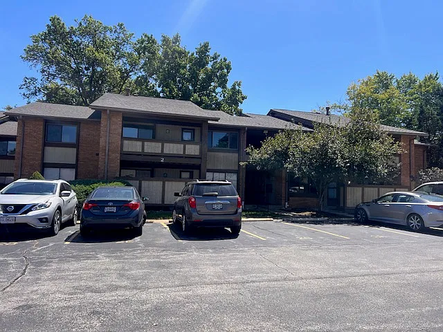 2 bed, 1103 sqft, $1,400 — Photo 2