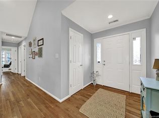 801 Thistledown Dr, Rock Hill, SC 29730