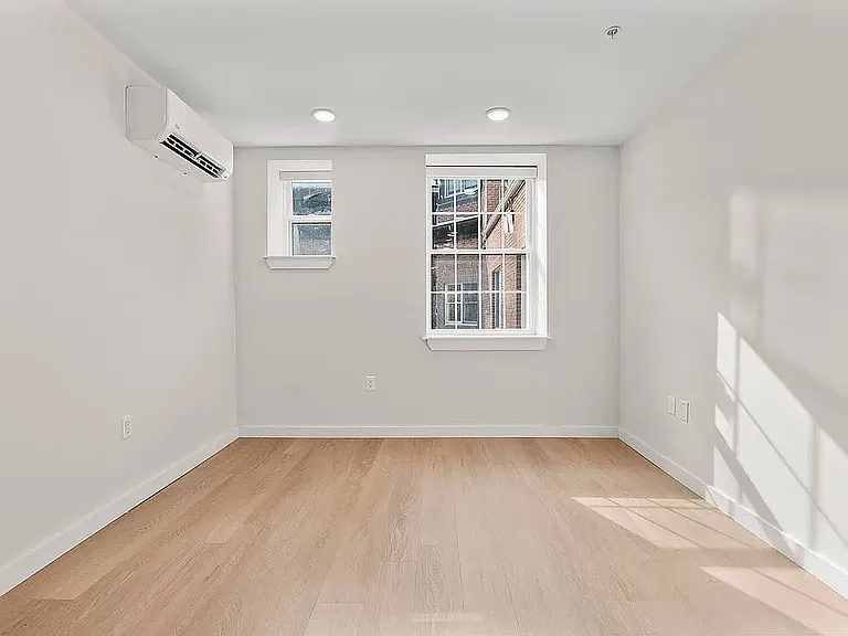 55 Atunxis Ave #29 — Photo 113
