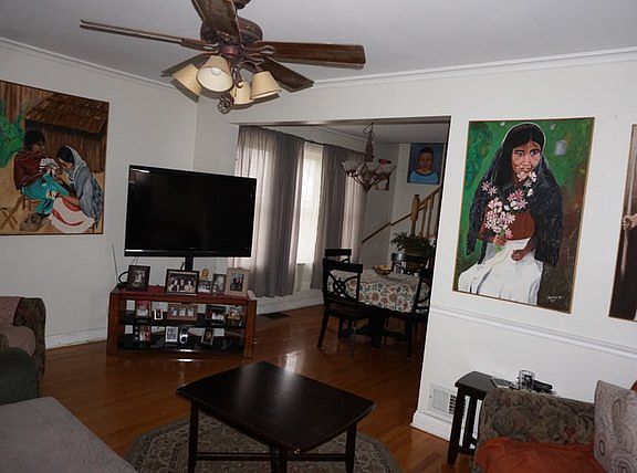 5th image of 3920 Elmwood Ave