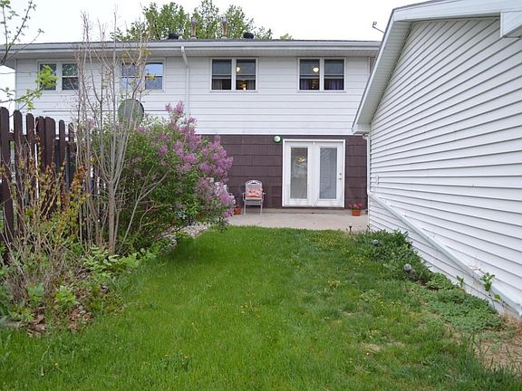 1216 20th ST N Moorhead 048