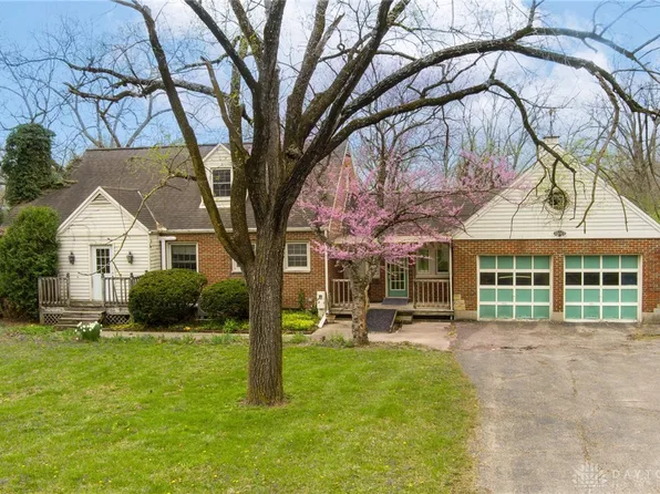 6825 Peters Pike, Dayton, OH 45414