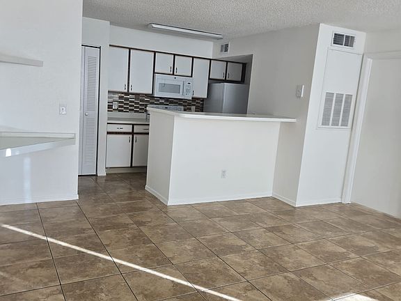 5th image of 2212 Grand Cayman Ct APT 1618