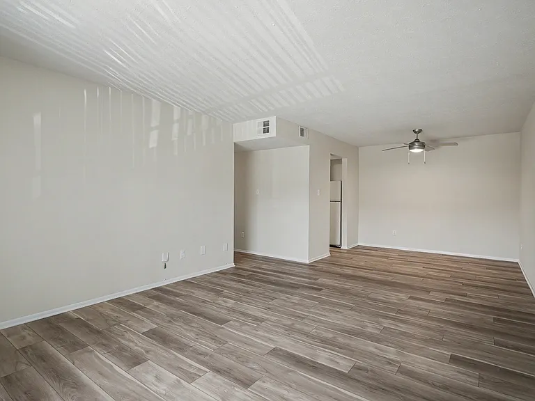 Ridgeview - Living Ridgeview - Living