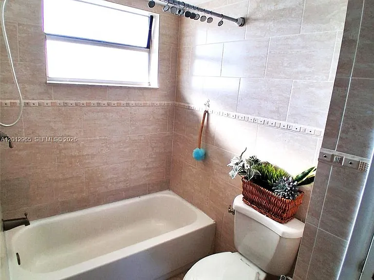 1770 NE 191st St #8131 — Photo 23