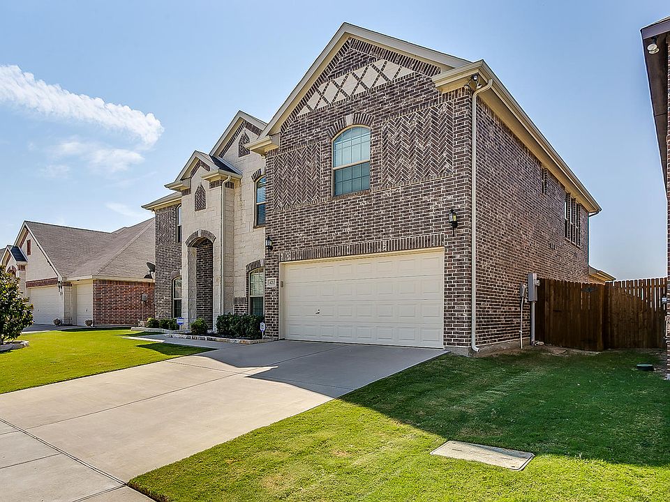 1st image of 4213 Leeds Dr