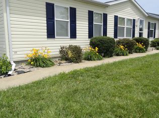 986 Sunset Ln, Seymour, IN 47274