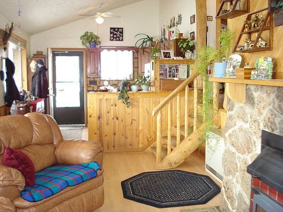Stairway to bedrooms