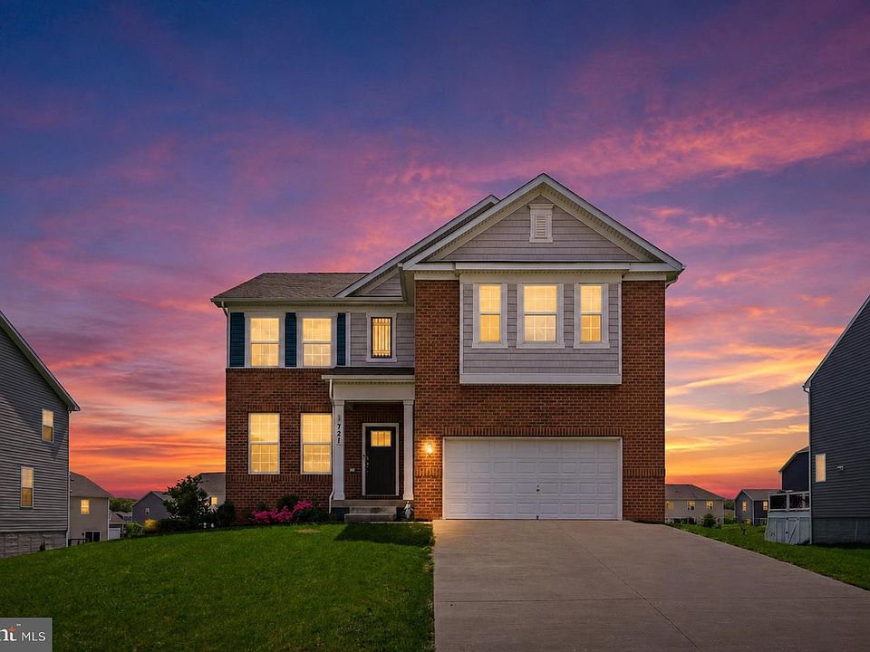 1st image of 721 Scarlet Sky Dr
