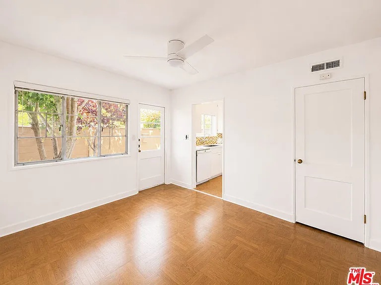 5366 Village Grn — Photo 15