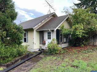 1512 SW Fairview Ave, Dallas, OR 97338