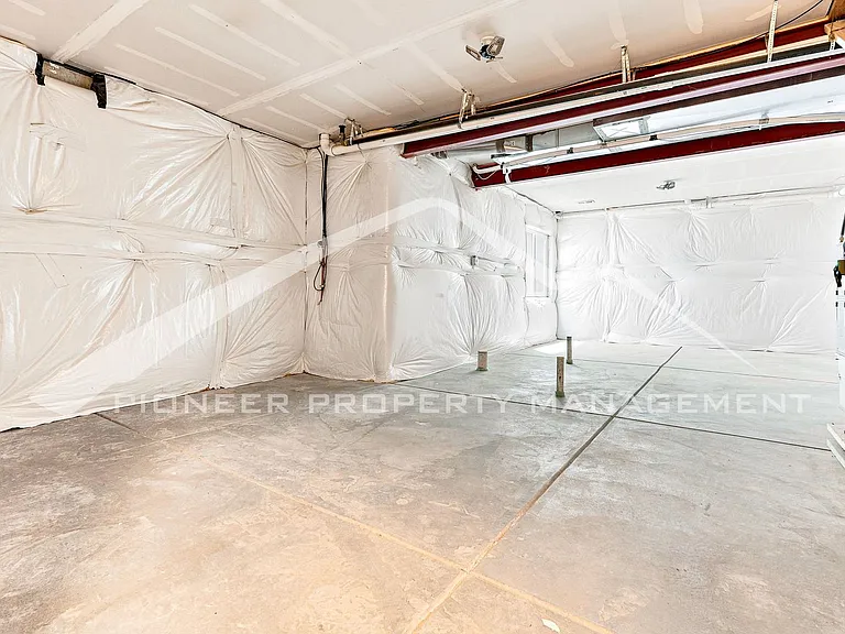 2883 S Fox St — Photo 26