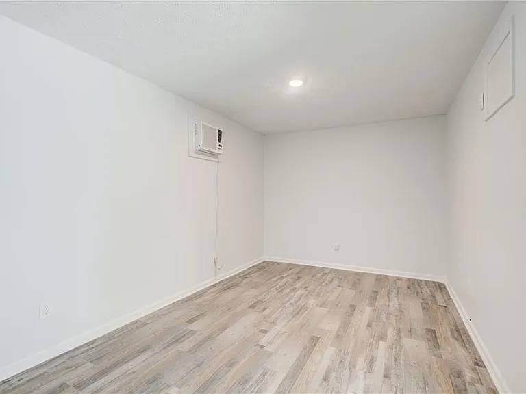 2470 Stonegate Dr NW — Photo 6