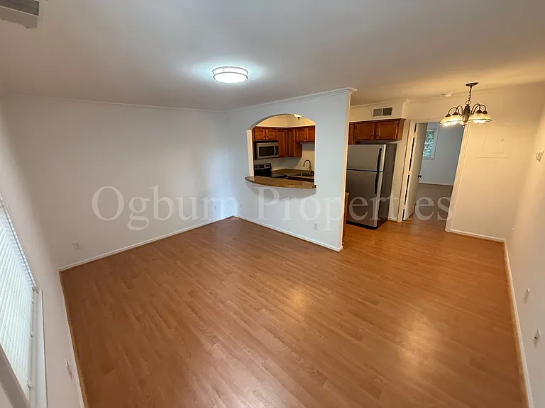 1310 Brookstown Ave — Photo 10