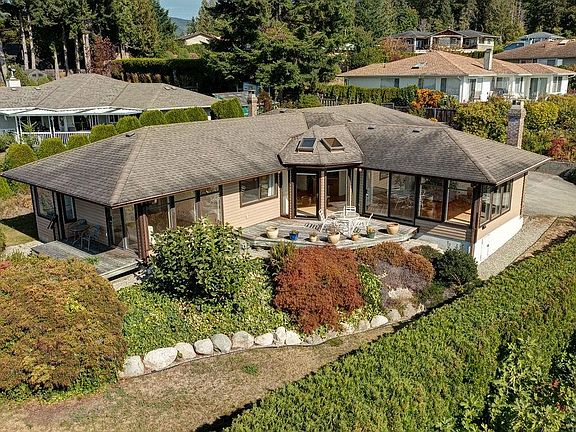 2nd image of 5170 Ridgeview Dr