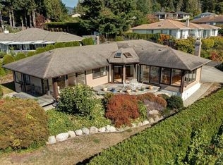 5170 Ridgeview Dr, Sechelt, BC V7Z0B8