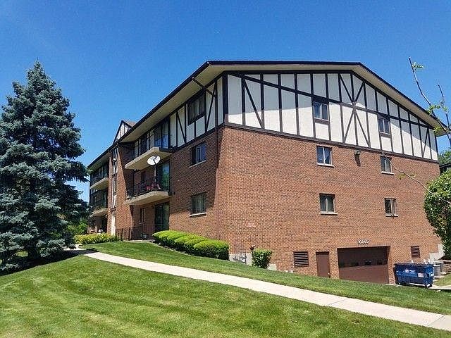 1st image of 10840 S 84th Ave APT 2D