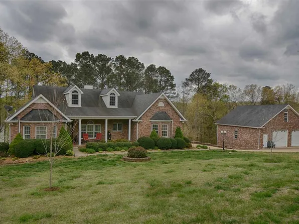 Cypress Harbor Rd, Buchanan, TN 38222