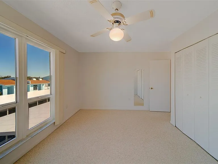 1 Windrush Blvd #28 — Photo 25